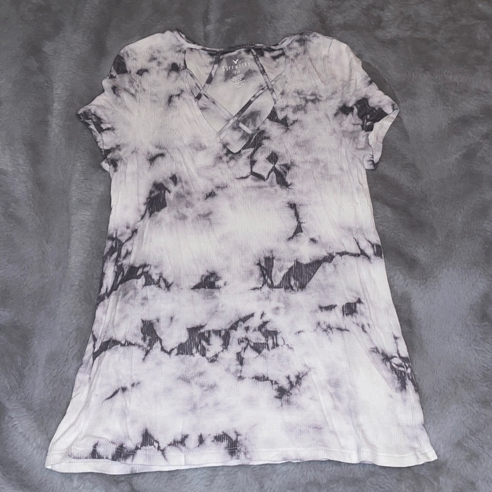 American Eagle Shirt - Size Medium (Grey and White)
